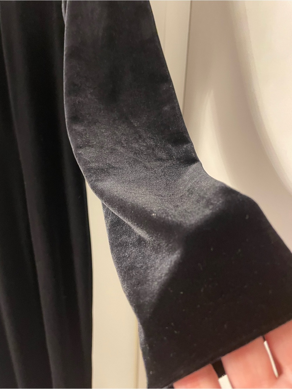 Vintage 90’s Elegant Black Velvet Long-Sleeve Evening Dress with Sheer Yoke - Picture 5 of 9